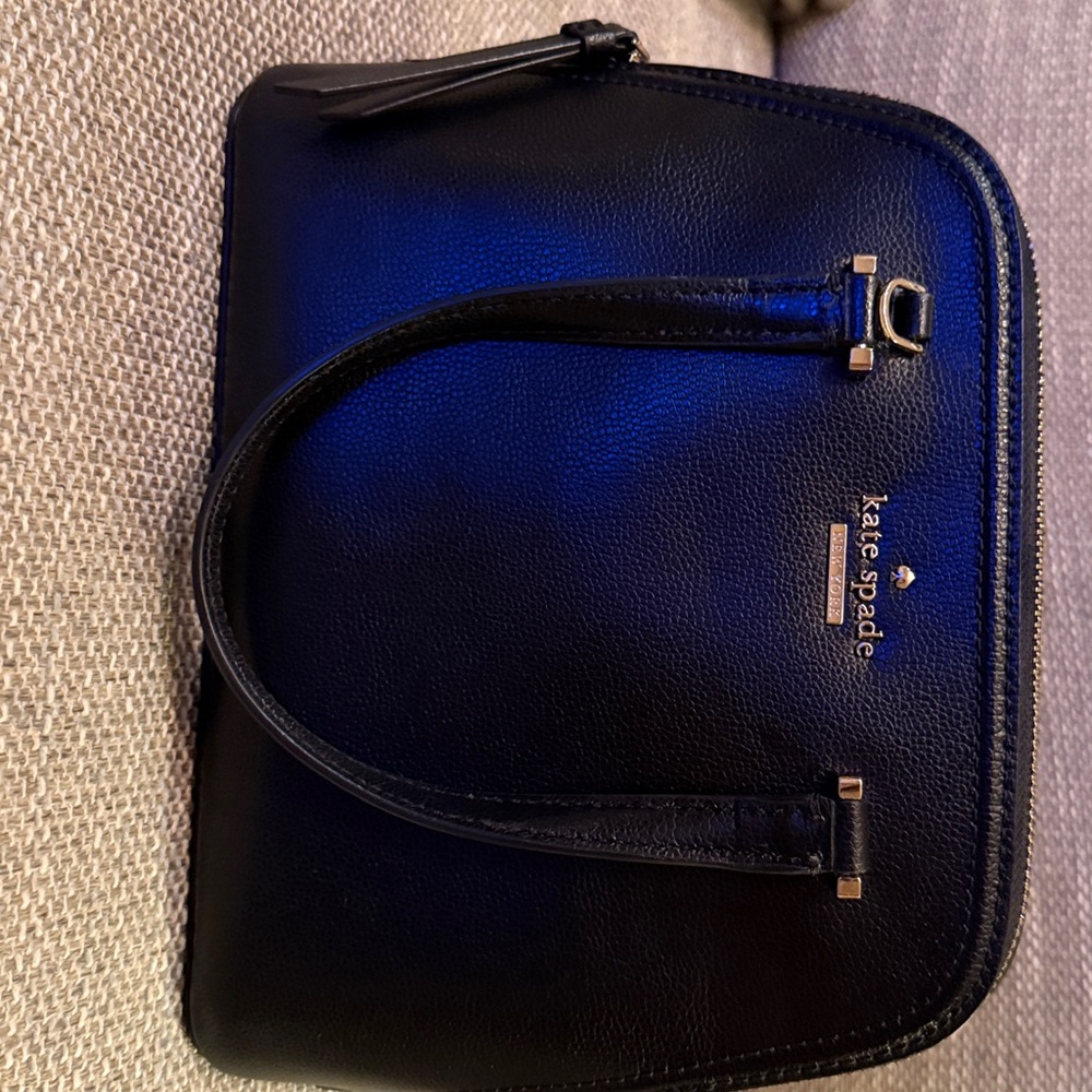 GREAT CONDITION - CLEAN- Kate Spade Black Leather Dome Crossbody.